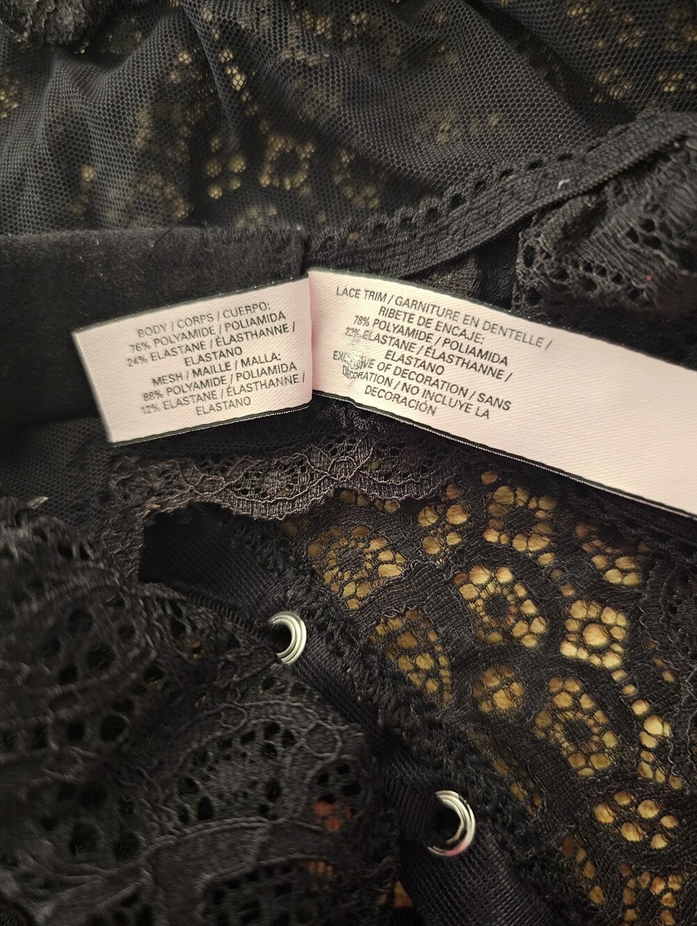 Victoria's Secret Black Lace Teddy Bodysuit Medium M EUC Plunge Grommet Sexy - Picture 6 of 6